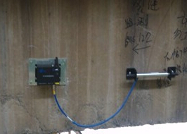 京沪高速公路桥梁裂缝监测