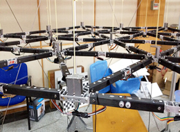 航空天线的动态特性测试