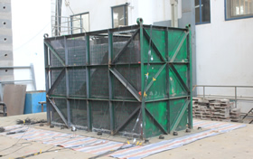 东大箱体沙石特性振动及降水测试