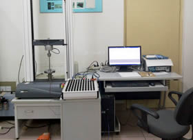 航天材料的拉伸试验-北京大学工学院实验室