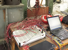 钢结构连接件疲劳试验